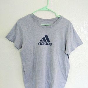 [ ADIDAS medium logo t shirt ]